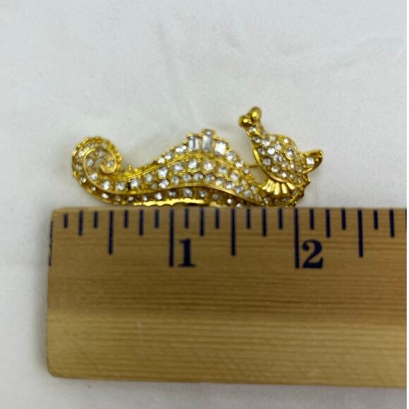 Vintage Nolan Miller Gold Crystal Rhinestone Seahorse Brooch Pin Nautical Brooch - Picture 4 of 8